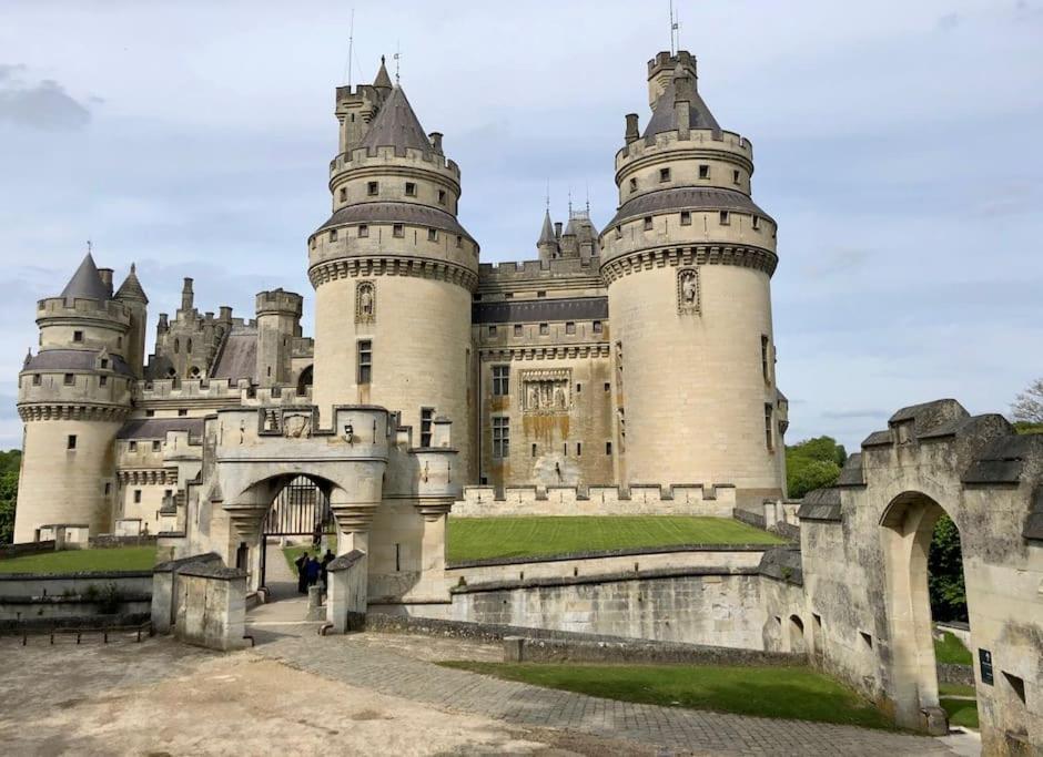 Le Petit Chateau Pierrefonds Exterior photo